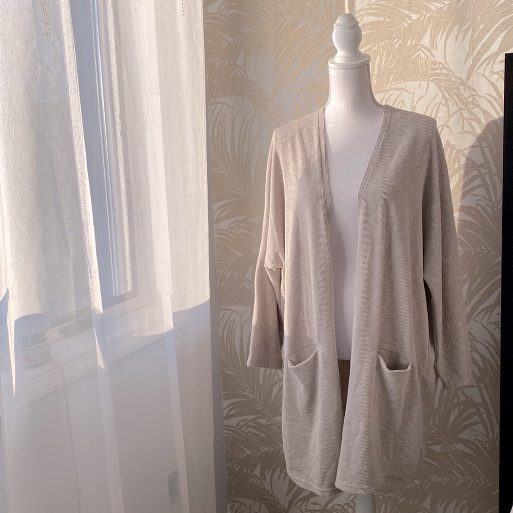 Anthropologie Donni Ribbed Lightweight Cardigan One size - Picture 3 of 9